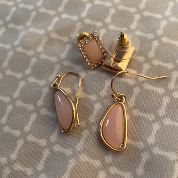 Earrings - Picture 3 of 3